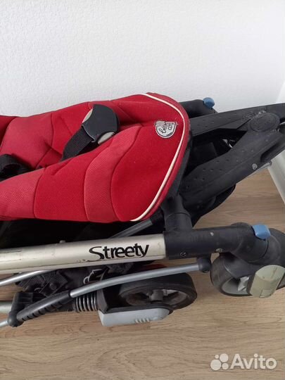 Прогулочная коляска Streety б/у