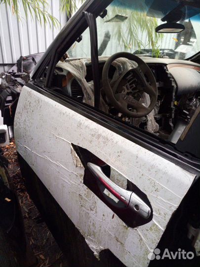 Дверь Инфинити qx 56