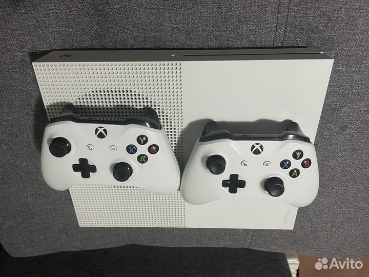 Xbox One s