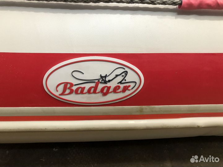 Лодка резиновая Badger