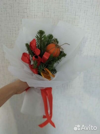 Новогодние подарки. Новогодние композиции. Цветы