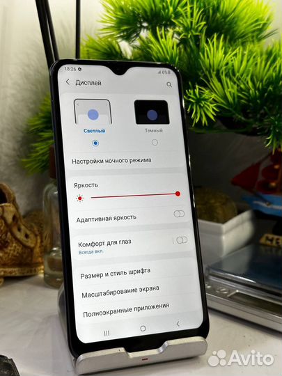 Samsung Galaxy A10, 2/32 ГБ