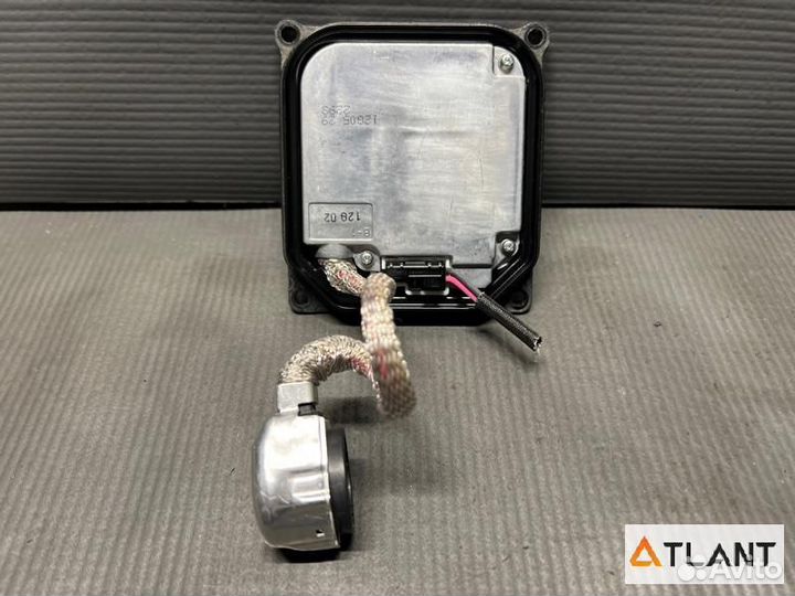 Блок ксенона toyota vitz