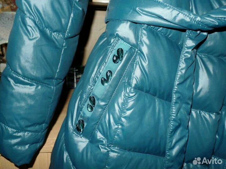 Зимнее теплое пальто абсолютно новое