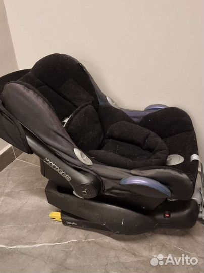 Автокресло люлька+база maxi cosi iso fix