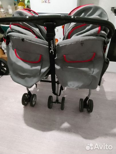 Прогулочная коляска для двойни