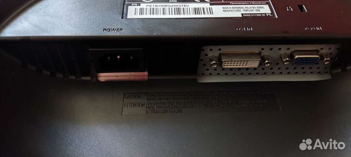 Монитор Samsung