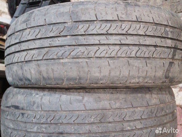 Roadstone Classe Premiere CP672 215/60 R16