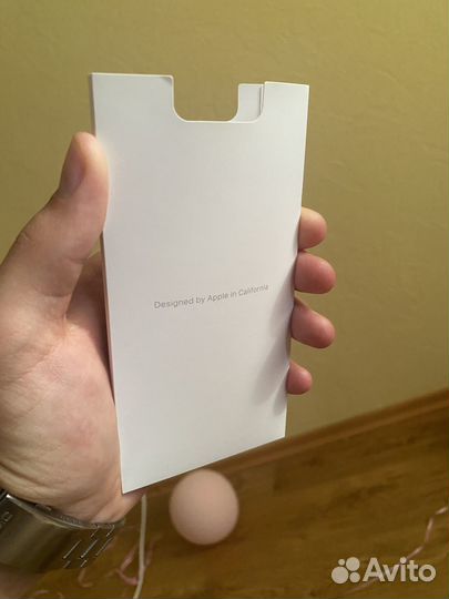 Коробка от iPhone 7