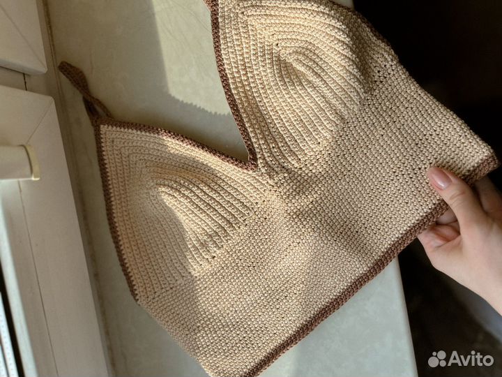 Вязаный топ ручной работы