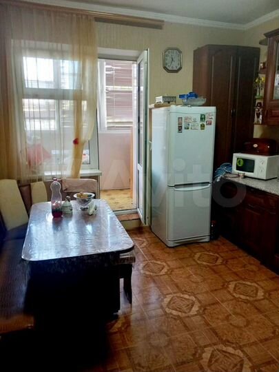 3-к. квартира, 68 м², 1/8 эт.