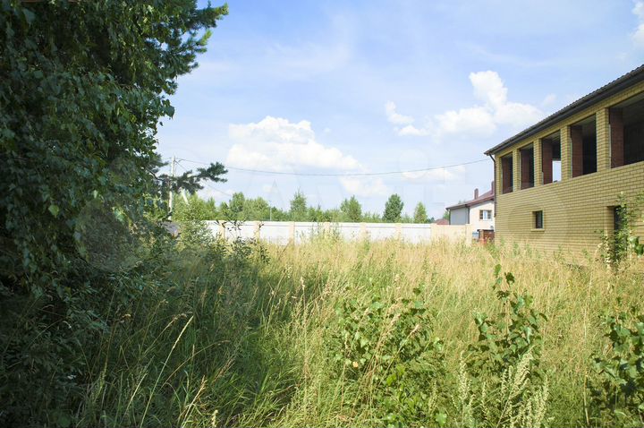 Коттедж 300 м² на участке 12 сот.