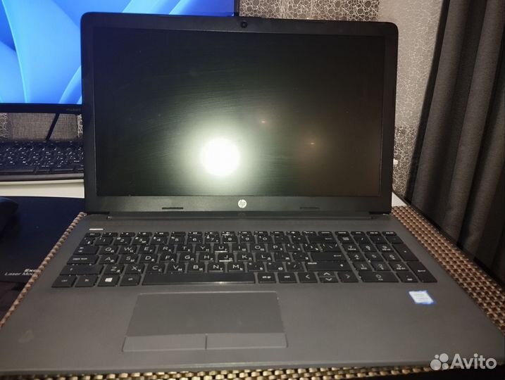 Ноутбук hp 250 g7