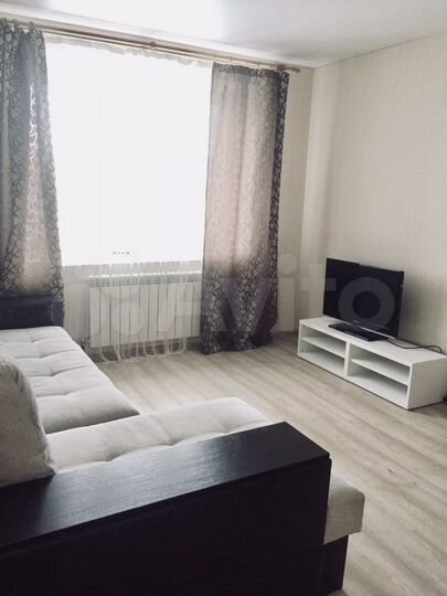 1-к. квартира, 42 м², 9/10 эт.