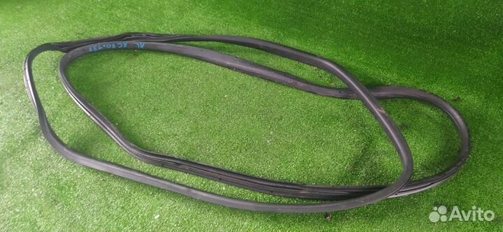 Уплотнение двери пара заднее Volvo Xc60 B4204T6