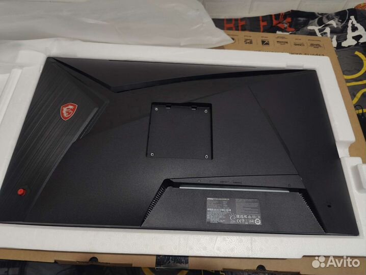 Монитор MSI G281UV