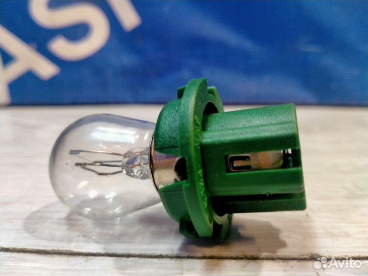 Патрон лампы Bmw X5 E53 4.4I M62 03/2001