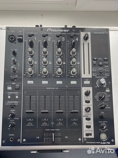 Pioneer DJM 750-k