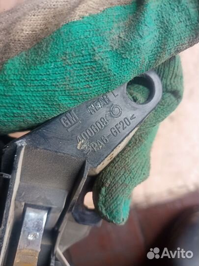 Внутренняя ручка двери задняя левая Opel Zafira A