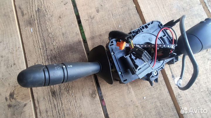 Подрулевой переключатель Renault Symbol