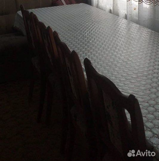 Кухонный стол