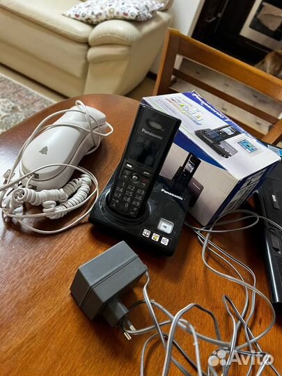 Цифровой беспроводной телефон и