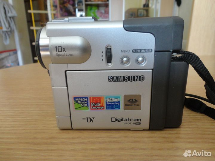 Продаю видеокамеру