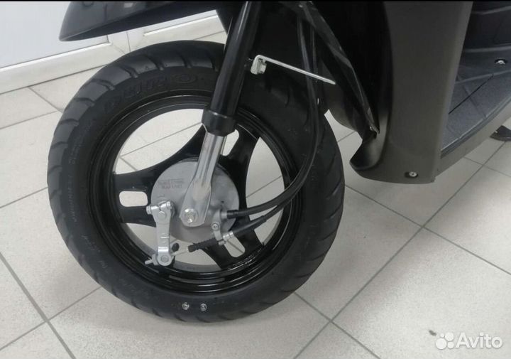 Скутер Suzuki Let,s 6