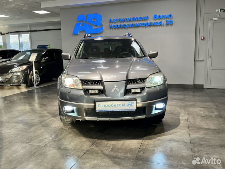 Mitsubishi Outlander, 2004