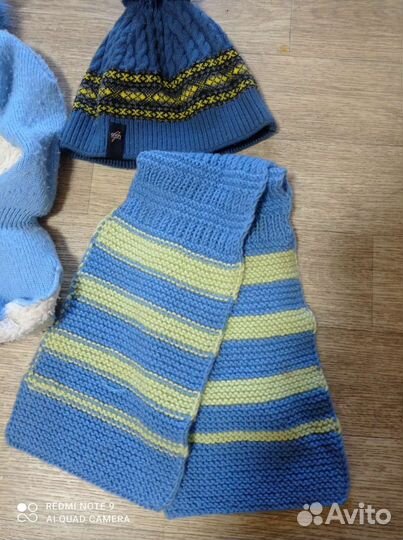 Шапки детские и шарф