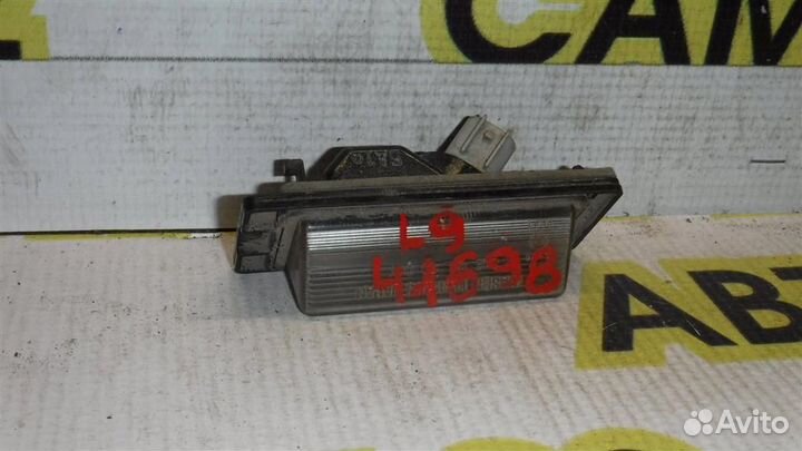 Фонарь подсветки номера Mitsubishi Lancer 9 (CS)