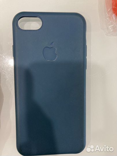 Чехол на iPhone