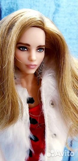 Коллекционная кукла 