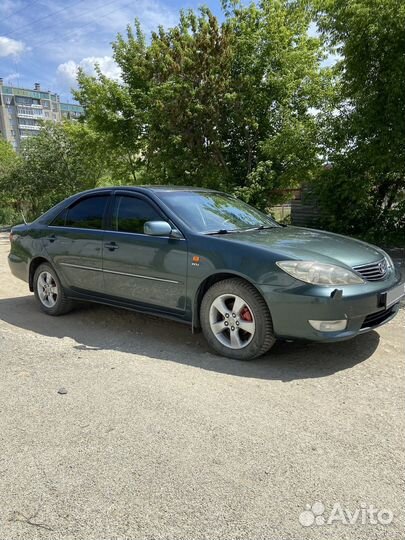 Toyota Camry 2.4 МТ, 2005, 300 000 км