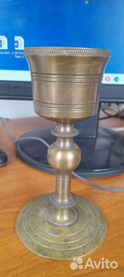 Бронзовый подсвечник