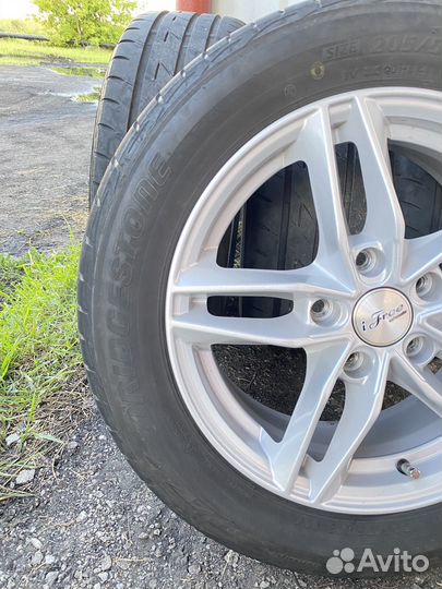 R16 Bridgestone Ecopia EP200 205/55, PCD 5x114.3 DIA 67.1