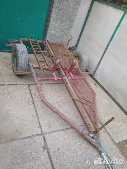 Прицеп на легковой автомобиль