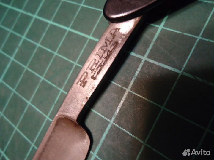 Бритва опасная 2 шт старинная.германия коллекция