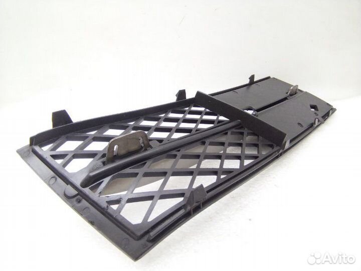 Решетка в бампер передняя левая Bmw 5-Series F10