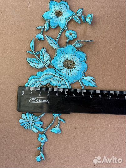 Нашивка на одежду, термонаклейка цветы голубая