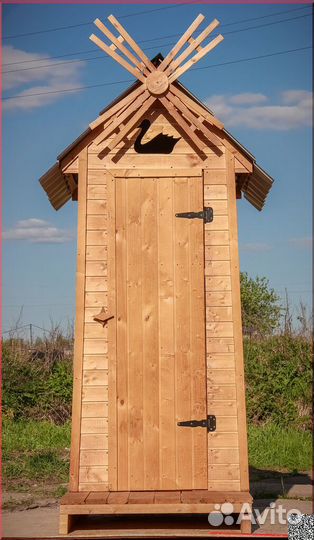 Уличный туалет с установкой KEY667