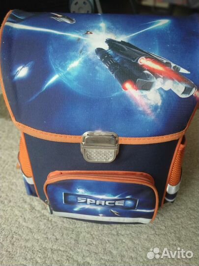 Школьный рюкзак