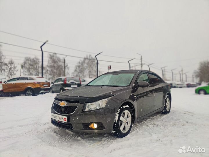 Chevrolet Cruze 1.8 AT, 2012, 186 209 км