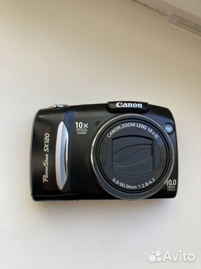 Компактный фотоаппарат canon