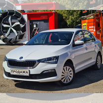 Skoda Rapid 1.6 AT, 2020, 28 000 км, с пробегом, цена 1 785 000 руб.