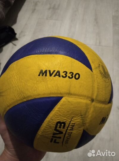 Волейбольный мяч mikasa mva330