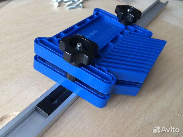 Гребенчатый прижим для циркулярки фрезера пластик