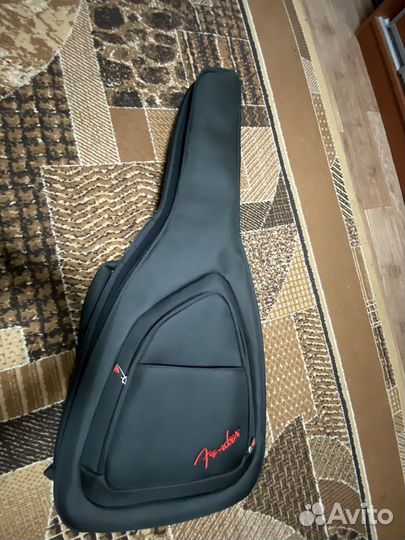 Полужесткий чехол для электрогитары Fender
