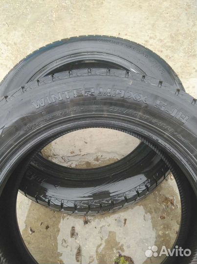 Dunlop Winter Maxx SJ8 225/60 R18 100R