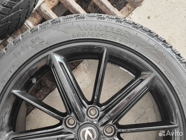 Колеса в сборе r18 зимние диски